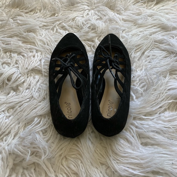 NICOLE flats - Picture 3 of 8